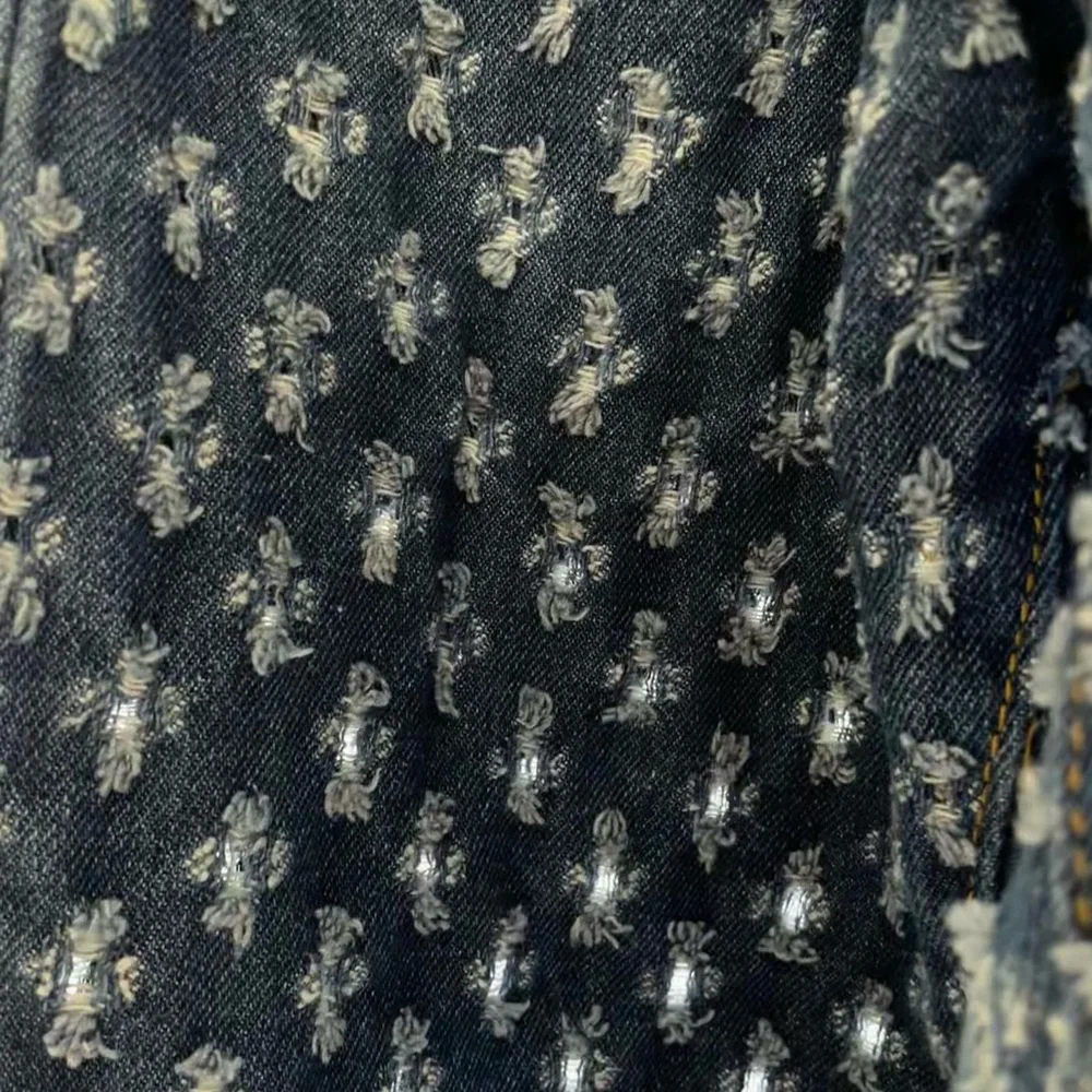 Adika Ripley Textured Pattern Distressed Jeans - Picture 4 of 4